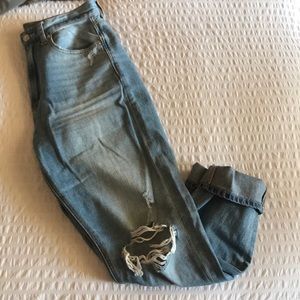 american eagle mom jeans